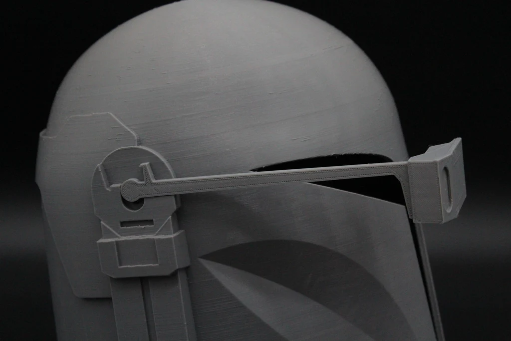 Bo-Katan Kryze-hjälm alla delar uppställda