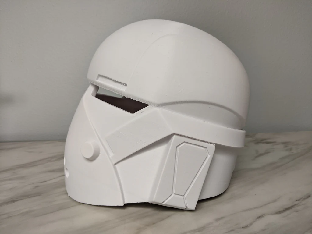 Wrecker-hjälm alla delar uppställda