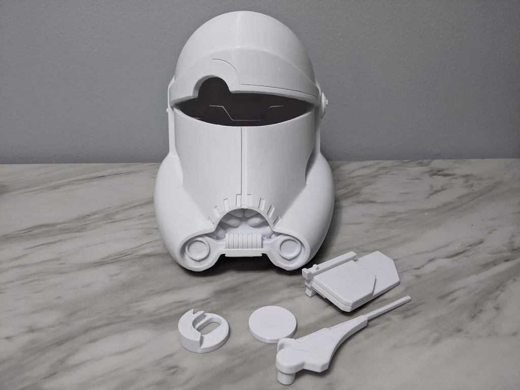 Crosshair-hjälm bakifrån